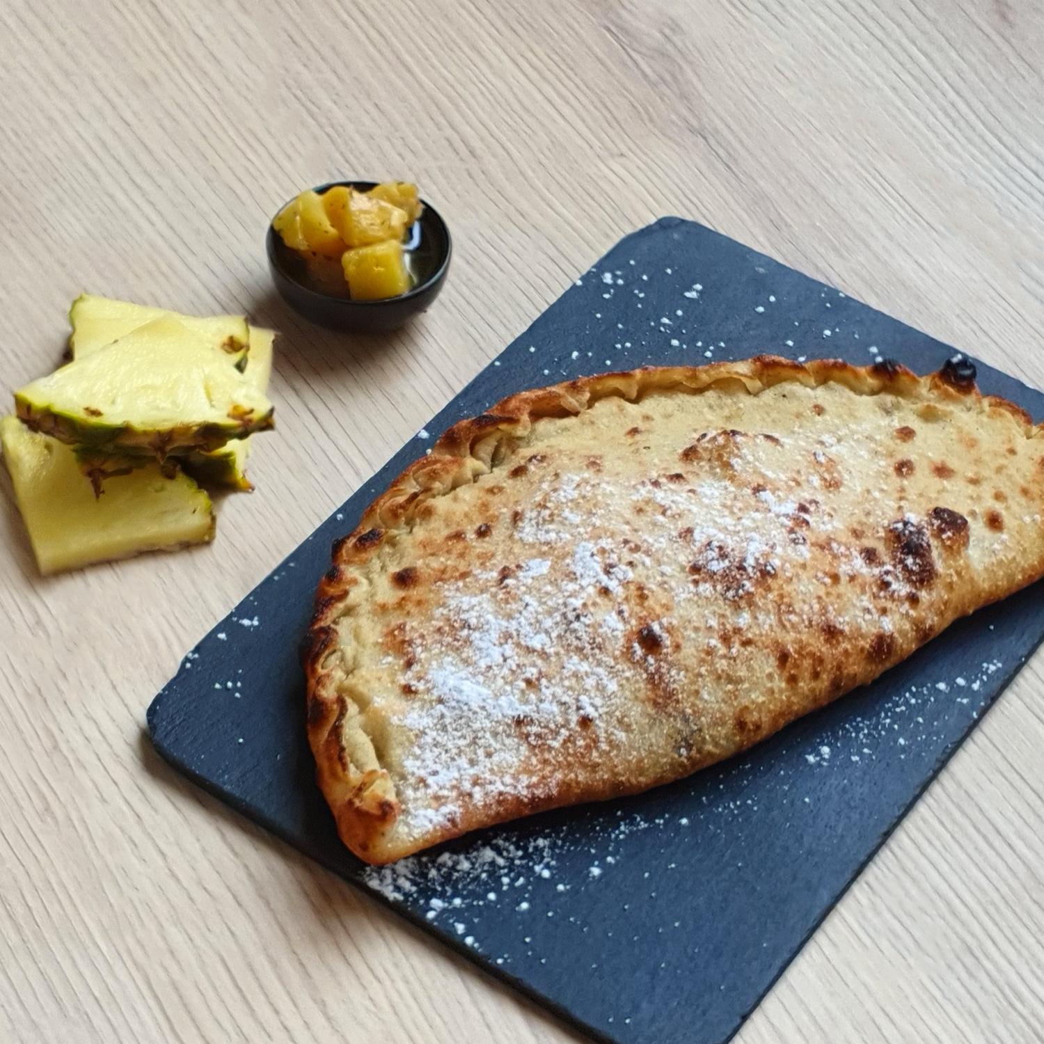 CALZONE CHOCO ANANAS
